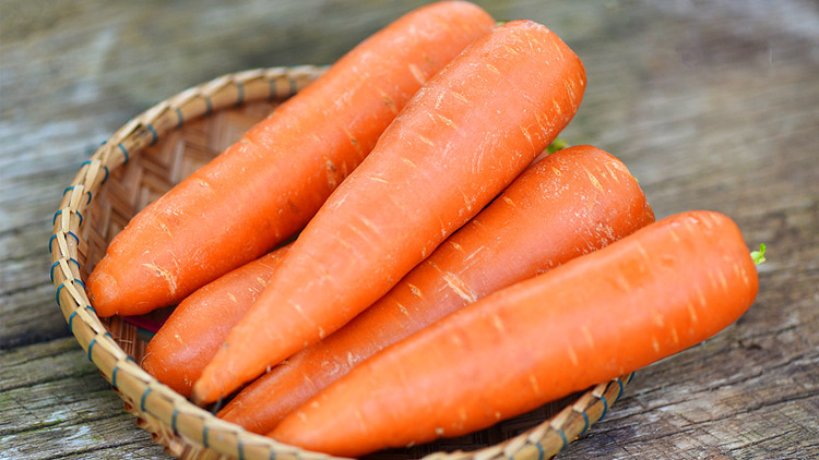 Picture of Whole Carrots