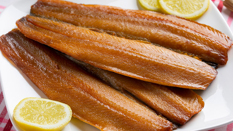 Picture of Heads or Tails Smoked Herring Fillets