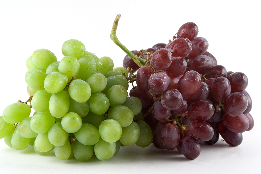 Picture of Red or Green Seedless Grapes