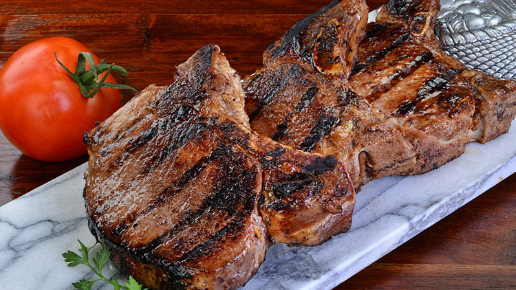 Picture of Bone-In Rib End Pork Chops